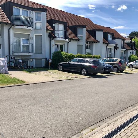 Studio Ochsenfurt Mit Sonnigem Balkon Bagian luar foto